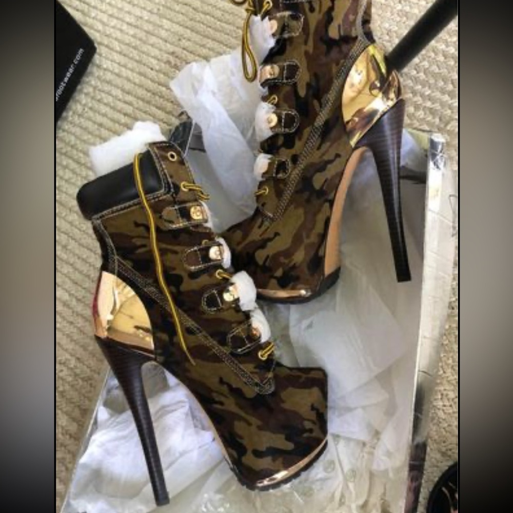 ZigiGirl Camo Heels